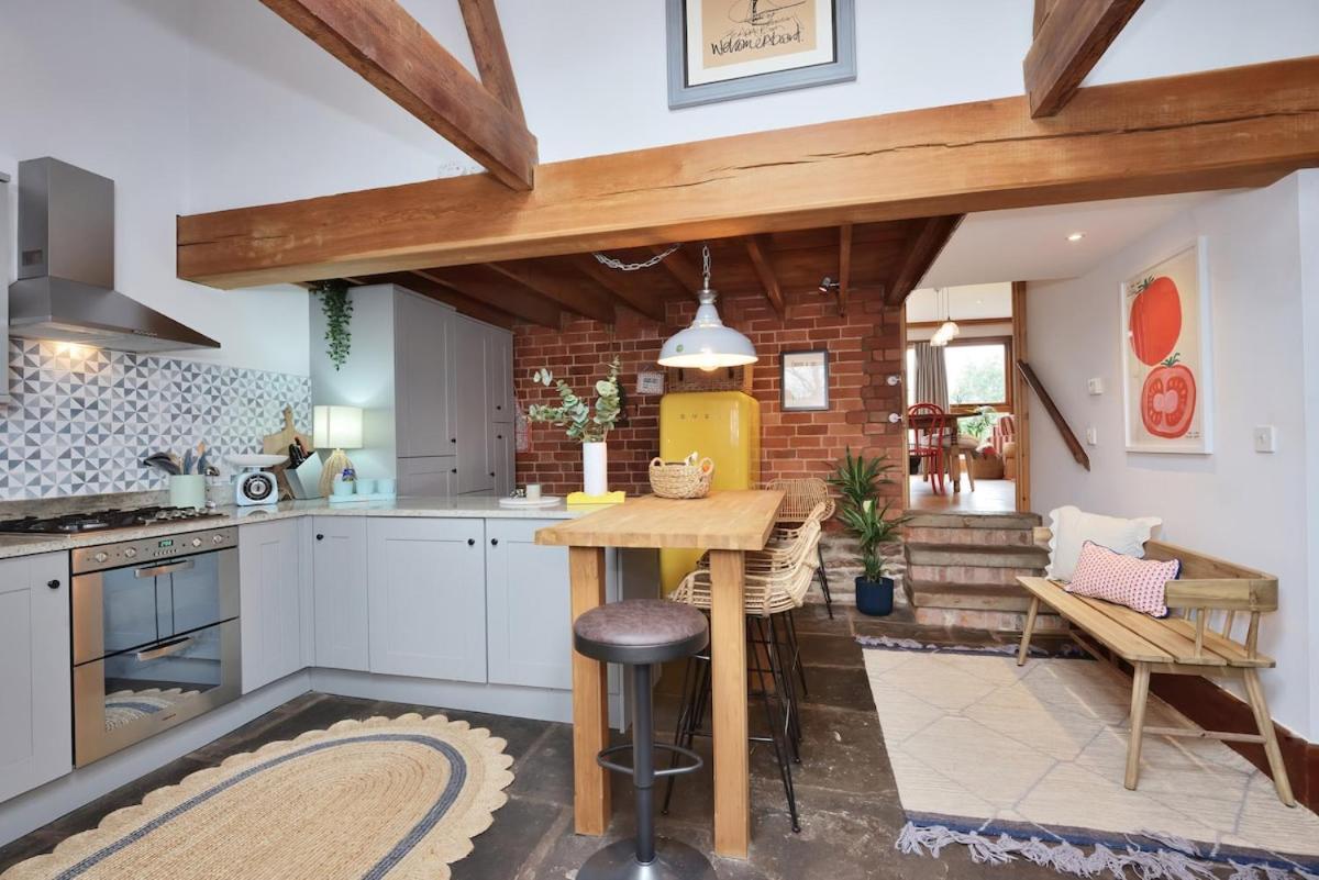 The Applebarn - Country Retreat - Sleeps 6-8 Villa Ledbury Exterior photo