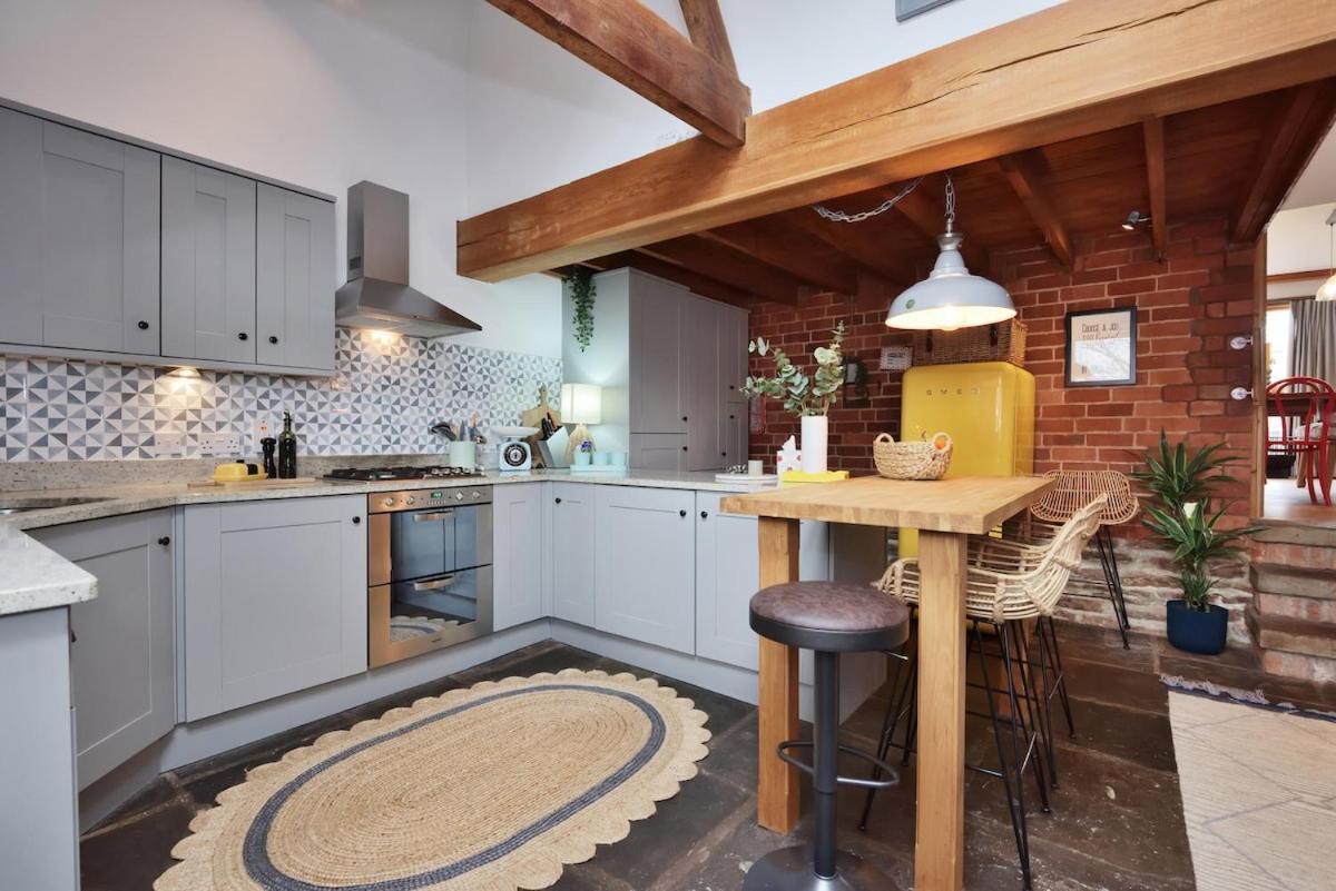 The Applebarn - Country Retreat - Sleeps 6-8 Villa Ledbury Exterior photo